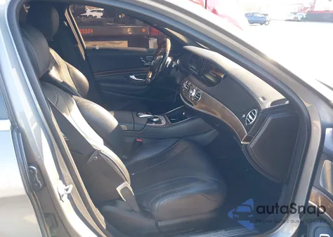 2015 Mercedes-Benz S 550 4Matic z USA, uszkodzony, nr VIN WDDUG8FB1FA181008